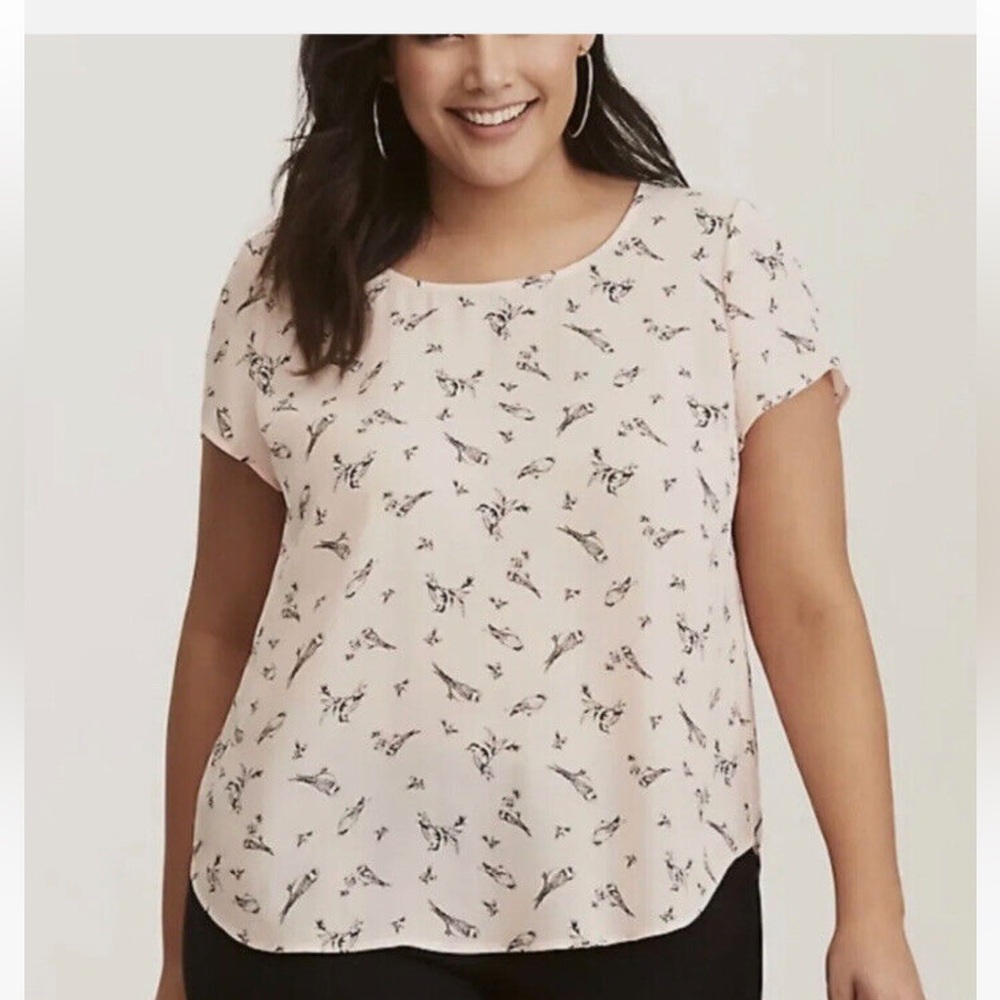 Torrid Georgette Bow Back Pink Allover Bird Print Blouse Top, 0, like-new